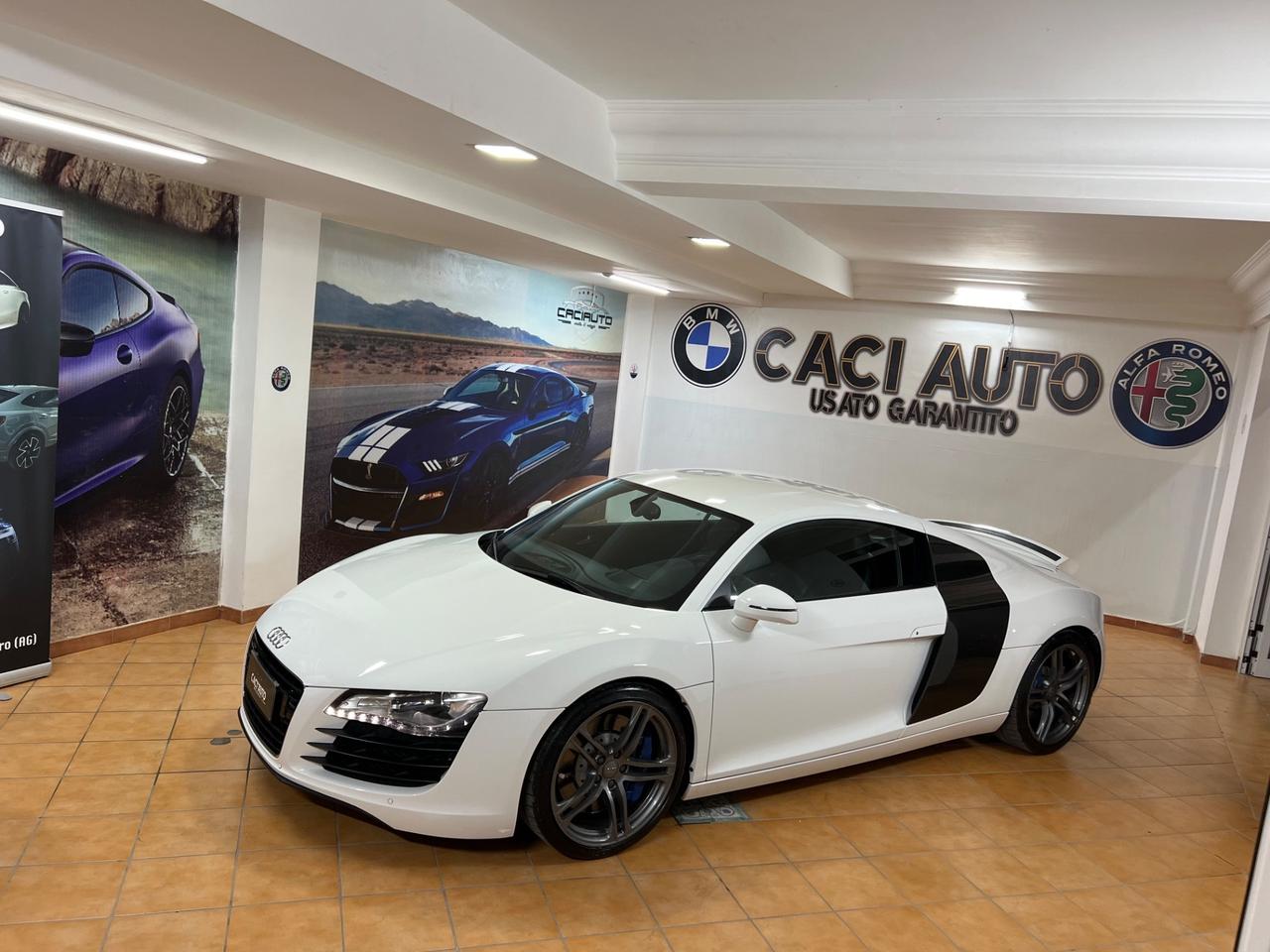 Audi R8 4.2 V8 FSI quattro R tronic Carbon