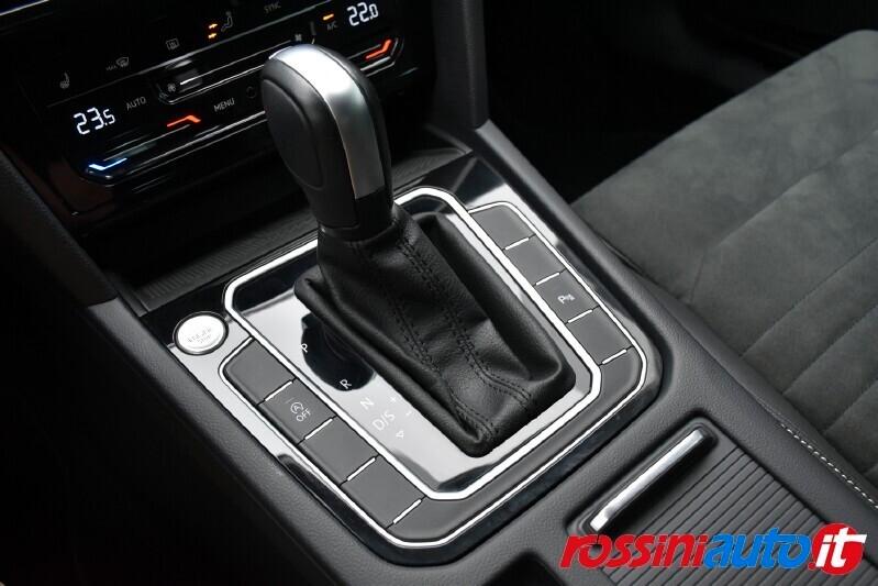 VOLKSWAGEN PASSAT VARIANT 2.0 TDI 150 CV DSG EXECUTIVE