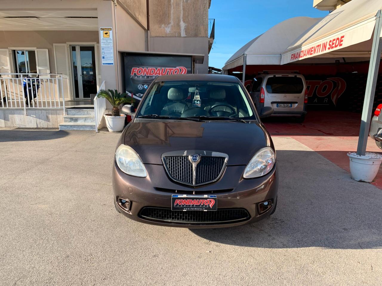 Lancia Ypsilon 1.2 Versus