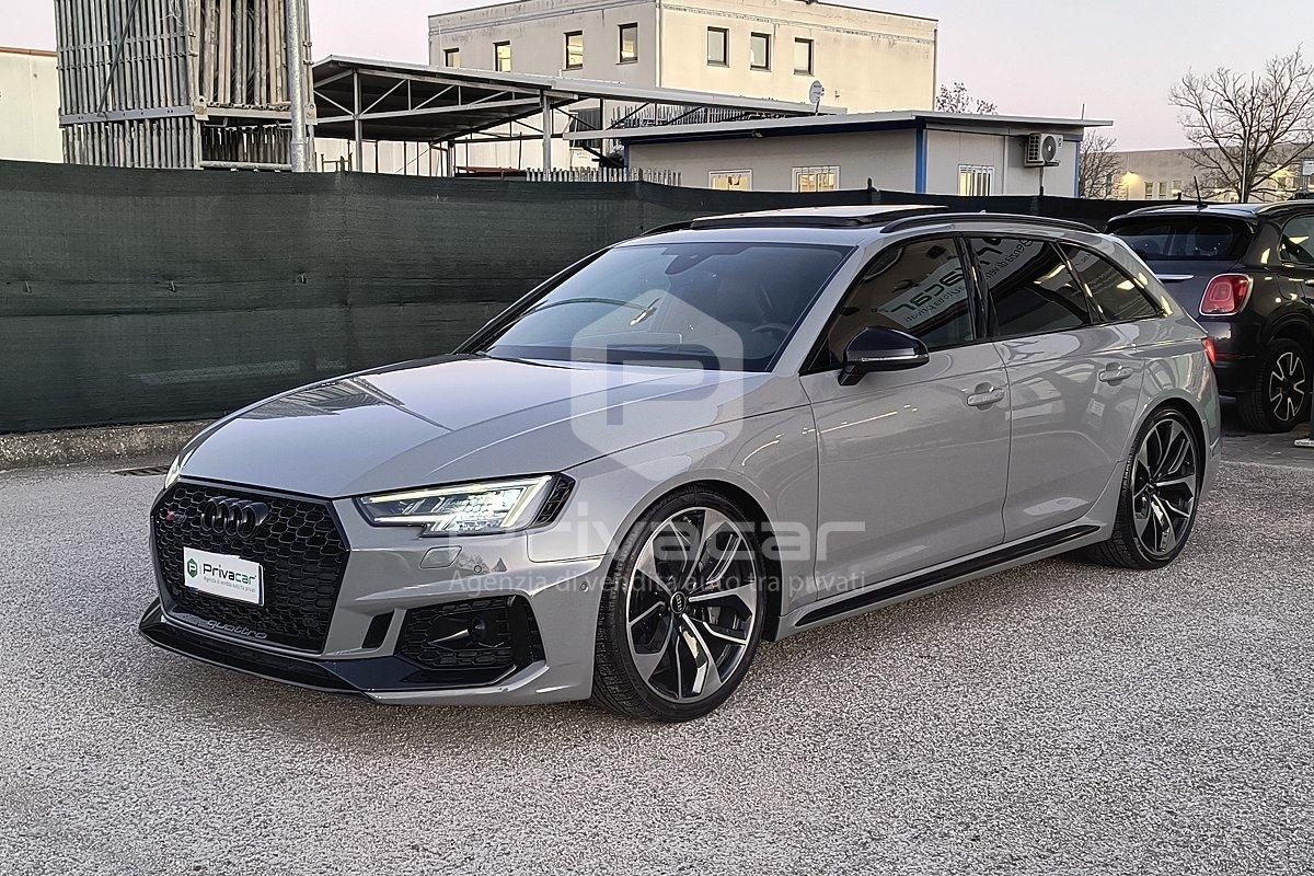 AUDI RS 4 Avant 2.9 TFSI quattro tiptronic