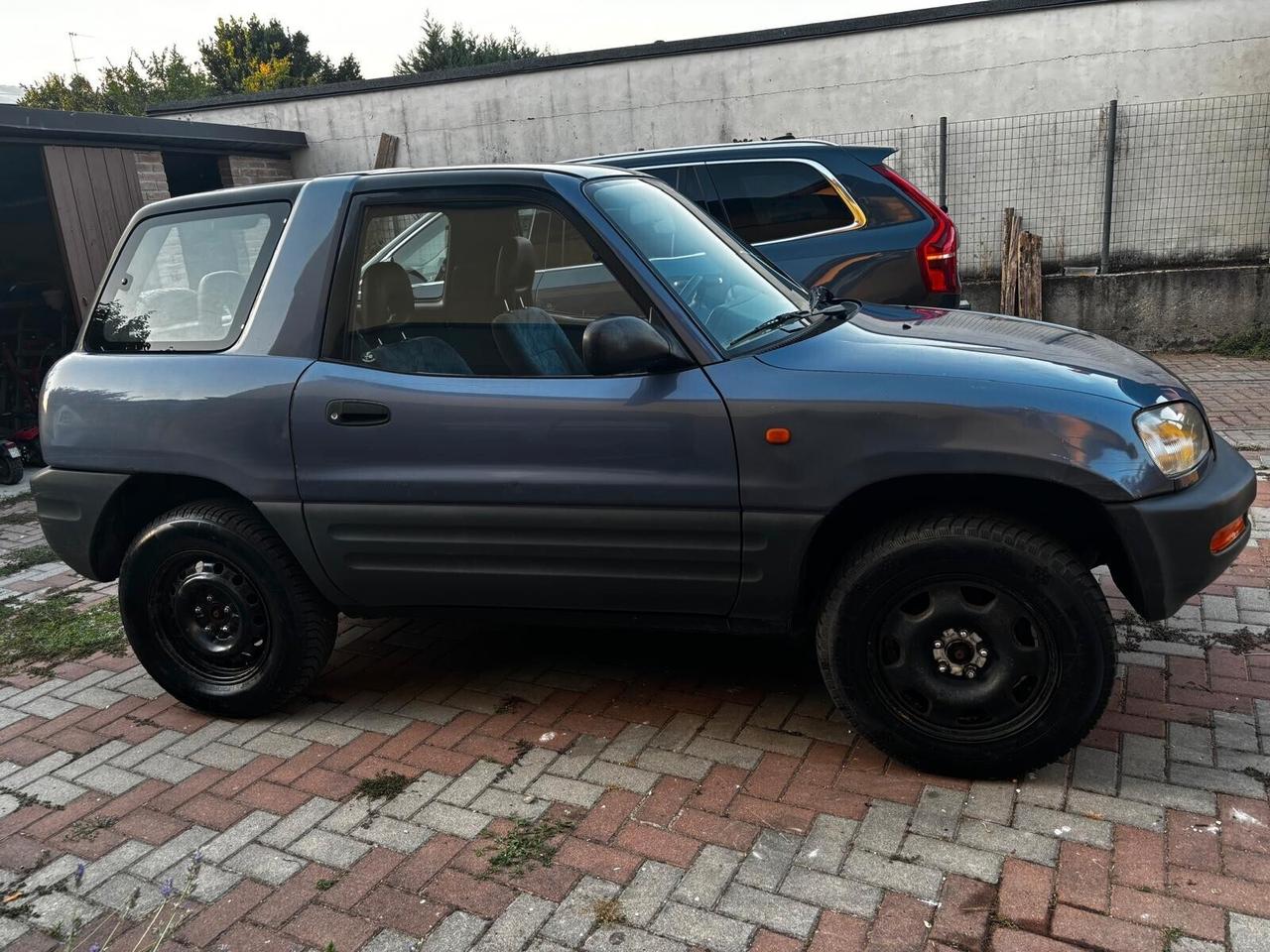 Toyota RAV 4 2.0i 16V cat 4x4 3 porte