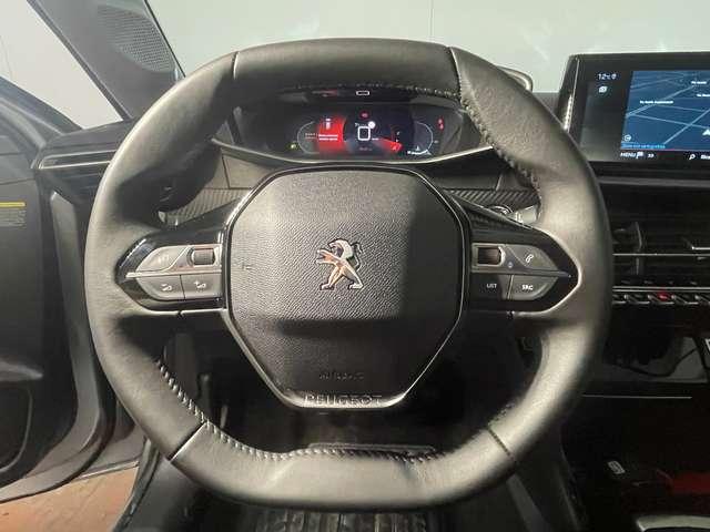 Peugeot 208 1.2 100cv Allure + Key Less + Navi + Telecamera