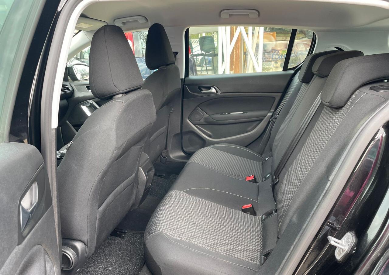 PEUGEOT 308 1.5 BLUE-HDI - 2019 77.000 KM!!!