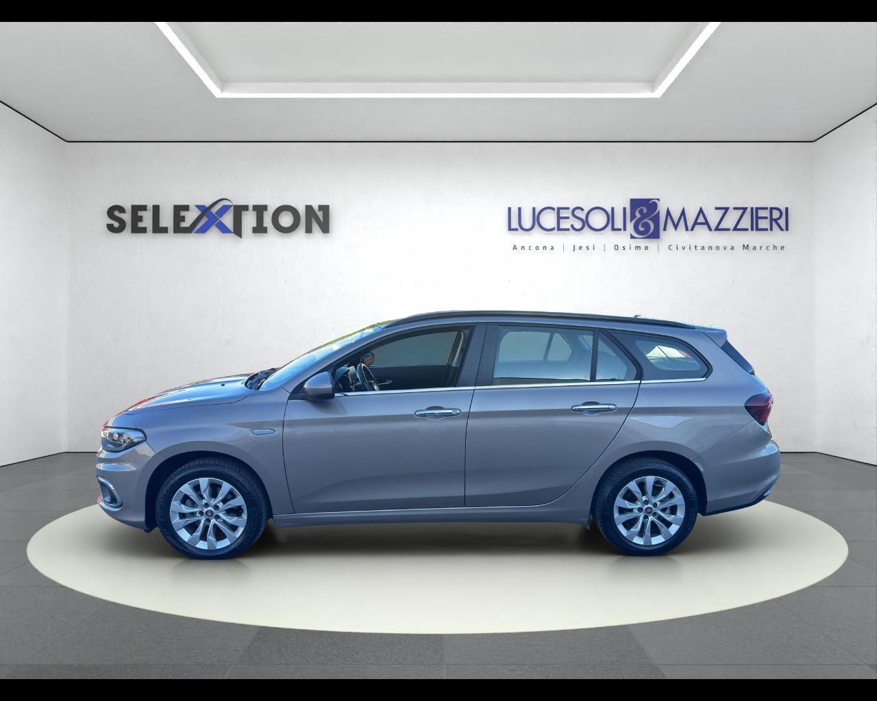 FIAT Tipo (2015-->) - Tipo 1.3 Mjt S&S SW Business