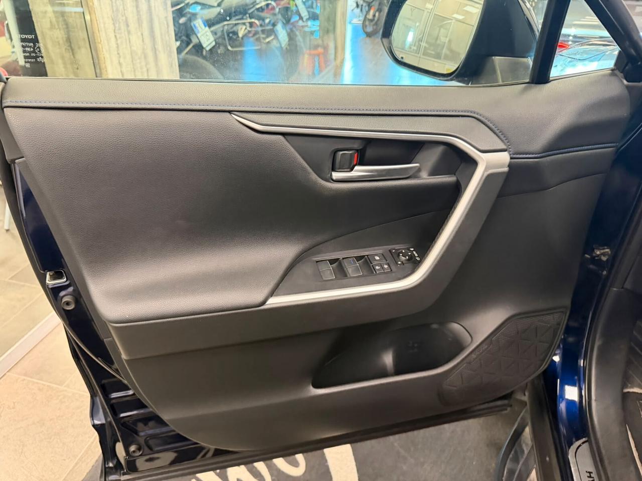 Toyota RAV 4 RAV4 2.5 PHEV E-CVT AWD-i More Dynamic
