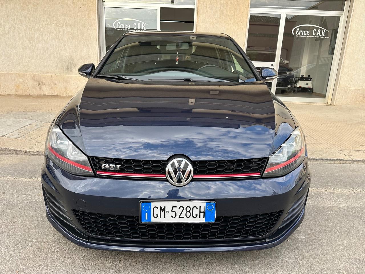 Volkswagen Golf VII GTI 2.0 211CV PANAMERICANA