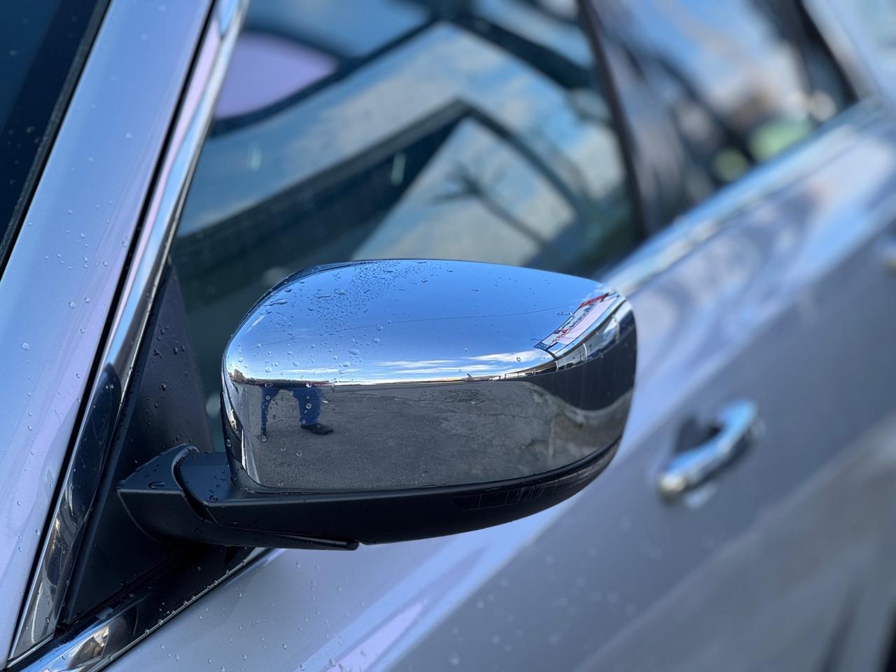 LANCIA THEMA 3.0 MJT II 240 CV PLATINUM EDITION