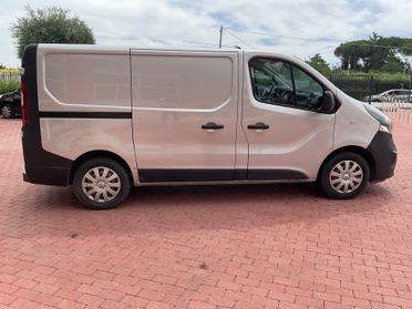 Opel Vivaro 1.6 cdti biturbo 120cv
