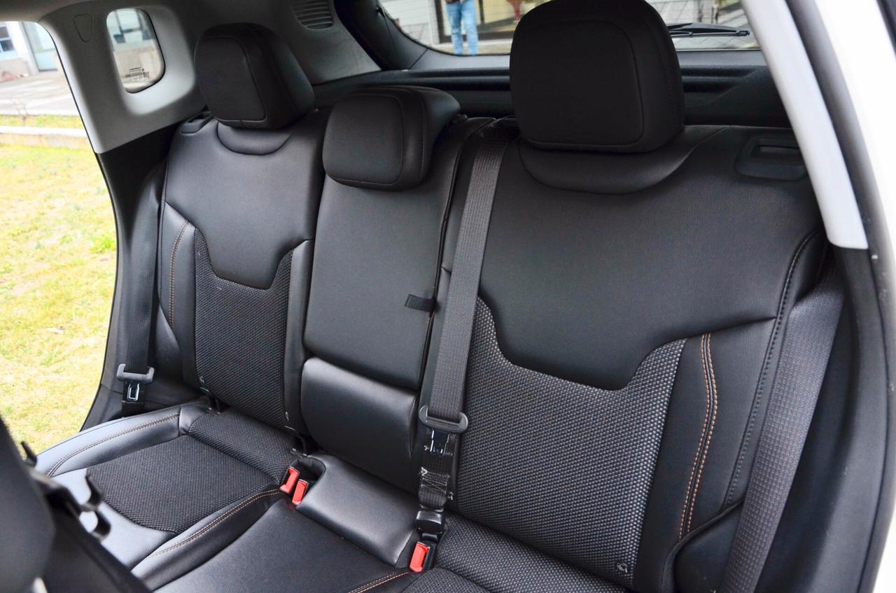 JEEP COMPASS 2.0 MJT LIMITED 4WD 140cv AUT, UNICOPROPRIETARIO, UFF ITALIANA, SERVICE JEEP, NAVI, APPLE ANDROID, PERMUTE