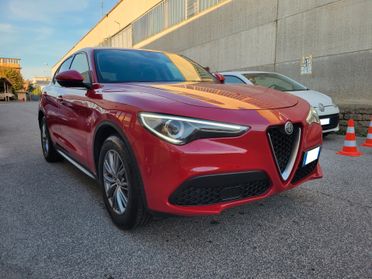 Alfa Romeo Stelvio 2.2 160 CV AT8 RWD