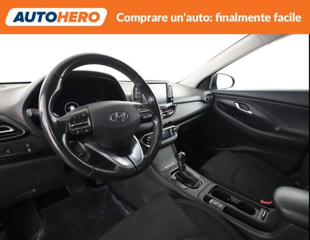 TOYOTA Auris Touring Sports 1.8 Hybrid Lounge