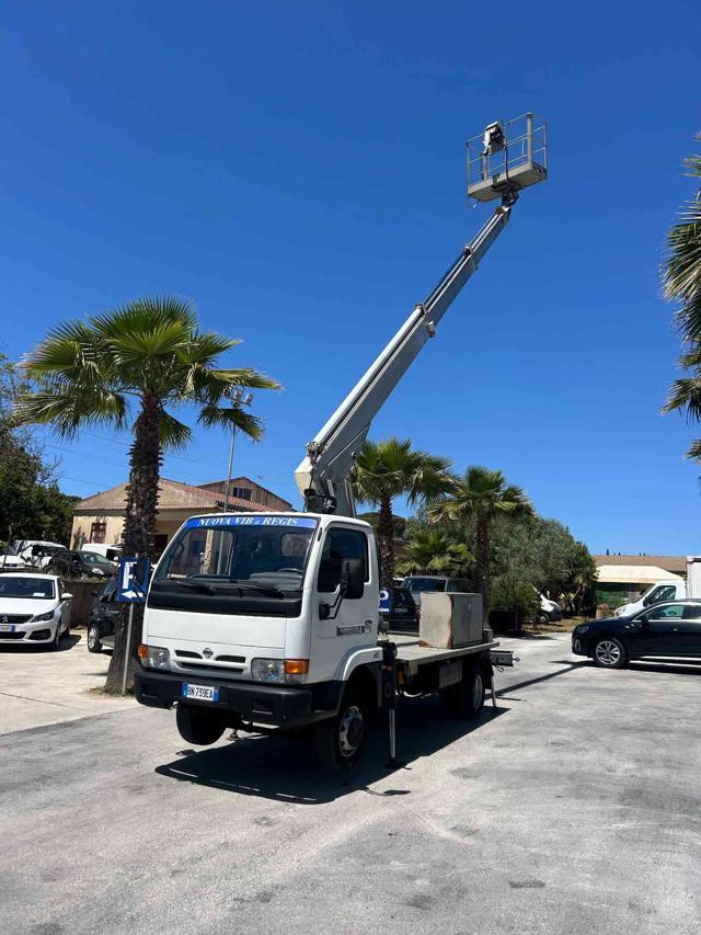 NISSAN Cabstar -E 110.35 3.0 Tdi Piattaforma aerea