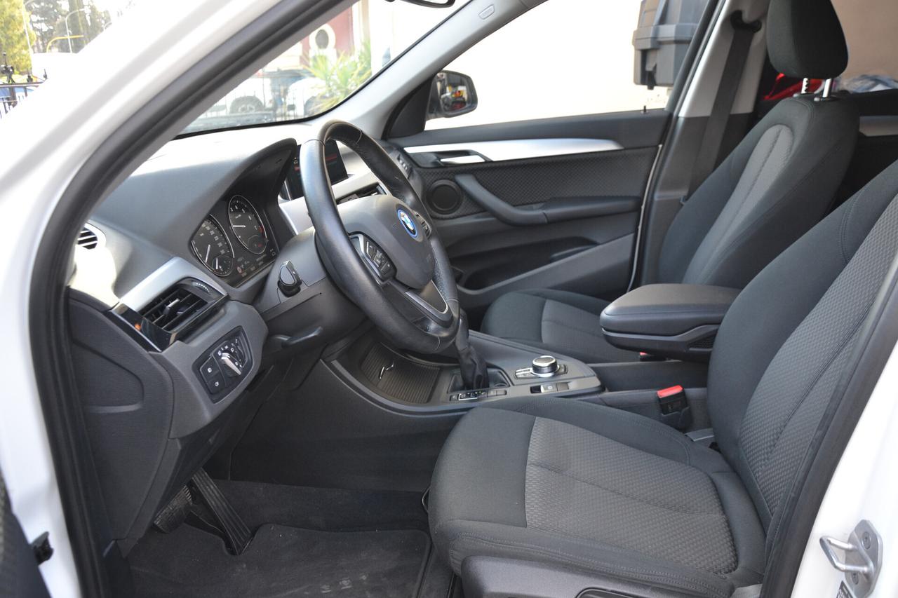 Bmw X1 25e X-DRIVE HYBRID PLUG-IN NAVI+FULL LED+RCAM+PDC+