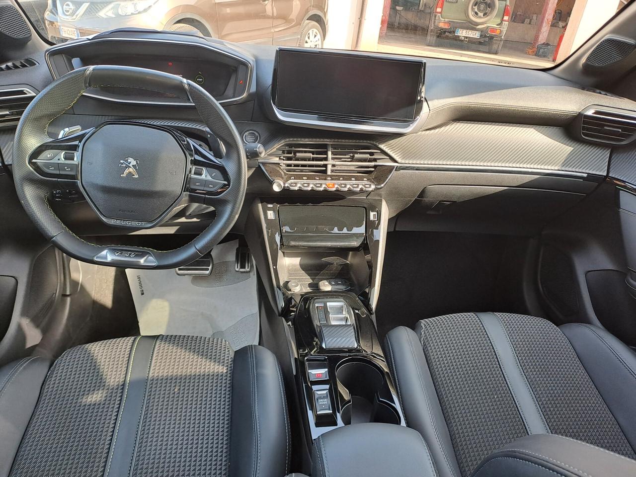 Peugeot 208 PureTech 130 Stop&Start EAT8 5 porte GT