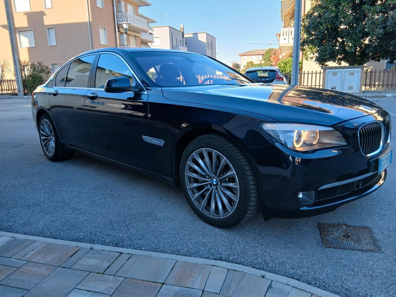 Bmw 750 750i Eccelsa solo 44000 km unico proprietario