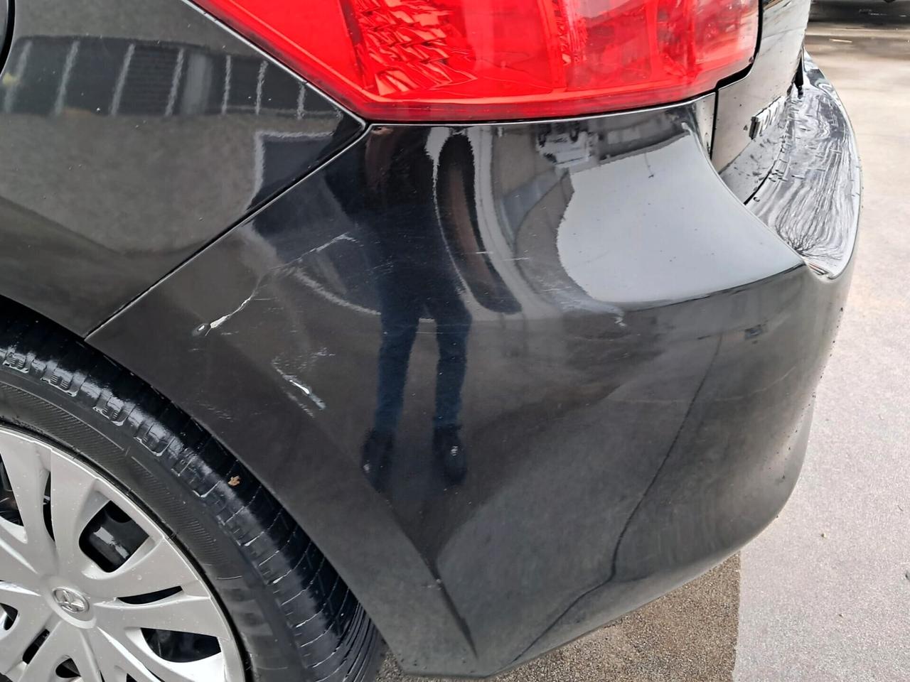 Toyota Auris 1.4 D-4D 5 porte Sol