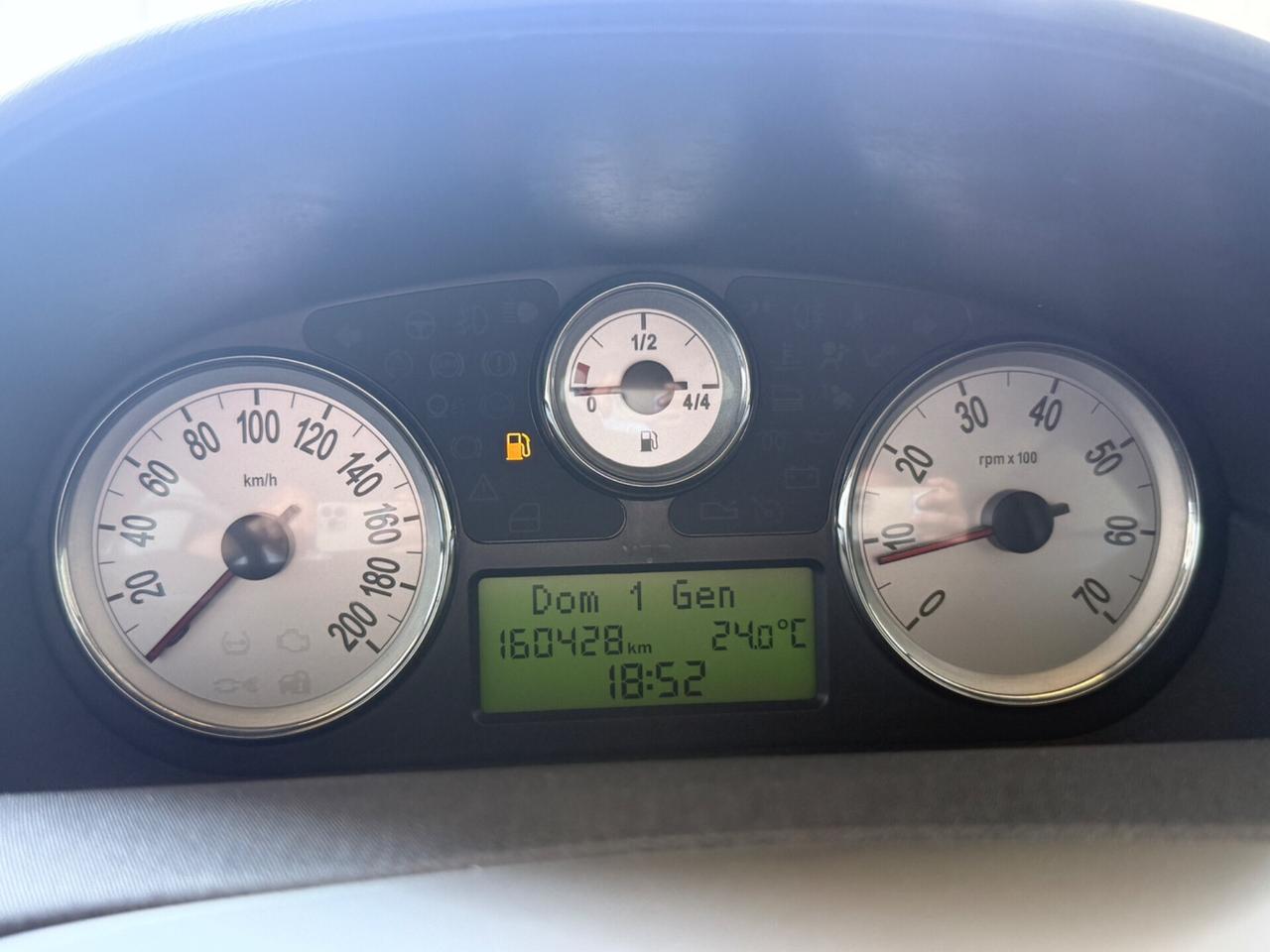 Lancia Ypsilon 1.2 MODA MILANO