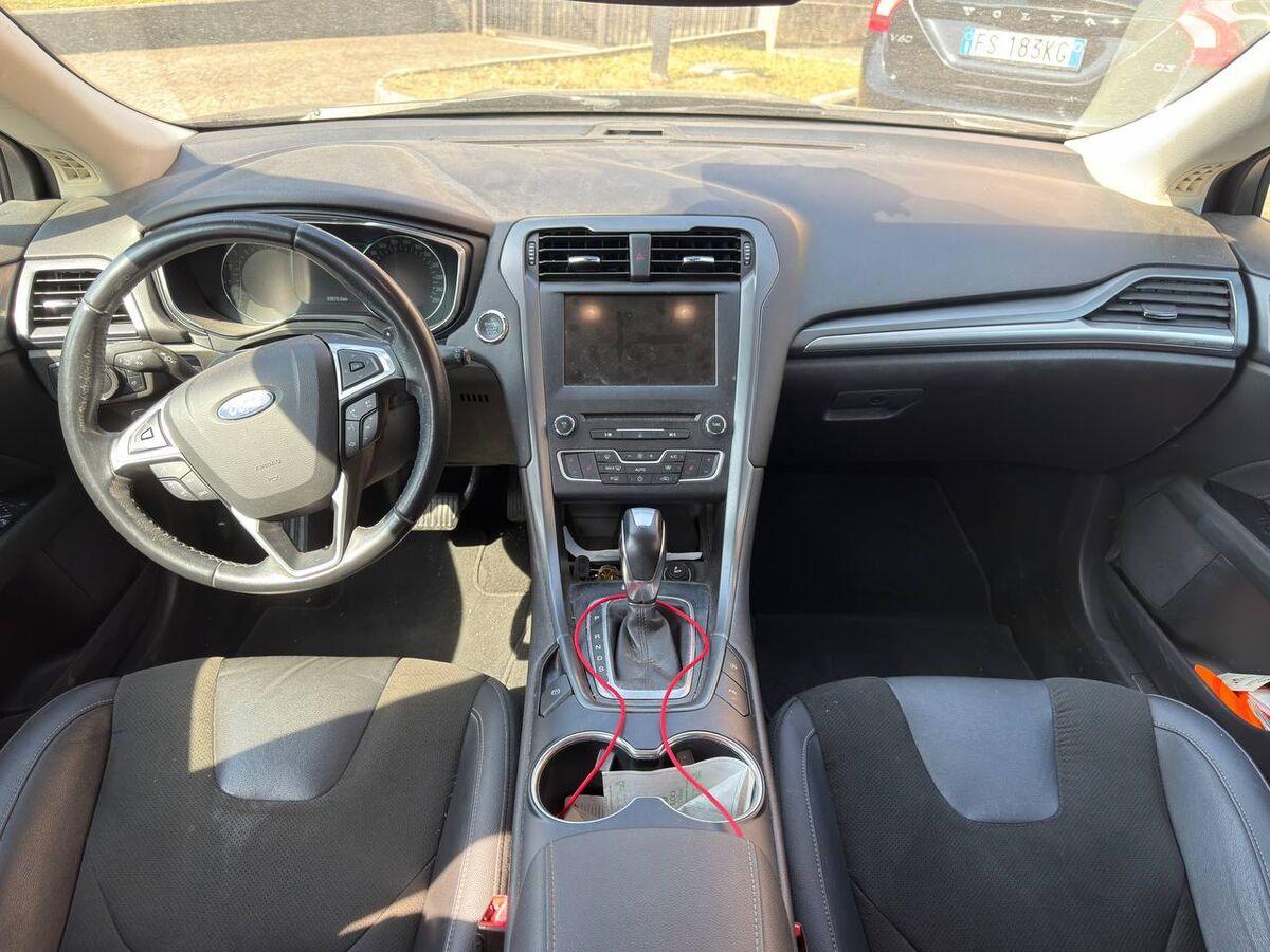 Ford Mondeo 2.0 tdci Titanium Business s&s 180cv powershift my17