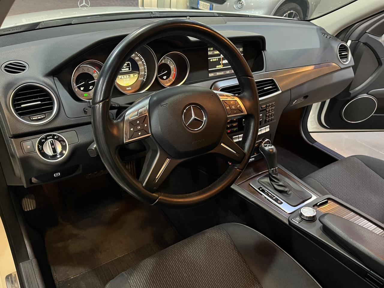 Mercedes-benz C 200 C 200 (be) Elegance BENZINA !