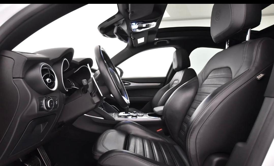 Alfa Romeo Stelvio 2.2 Turbodiesel 210 CV AT8 Q4 Veloce