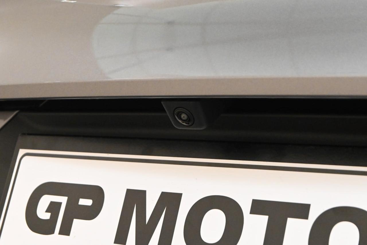 MITSUBISHI Grandis Grandis 1.3L Mild Hybrid DCT...