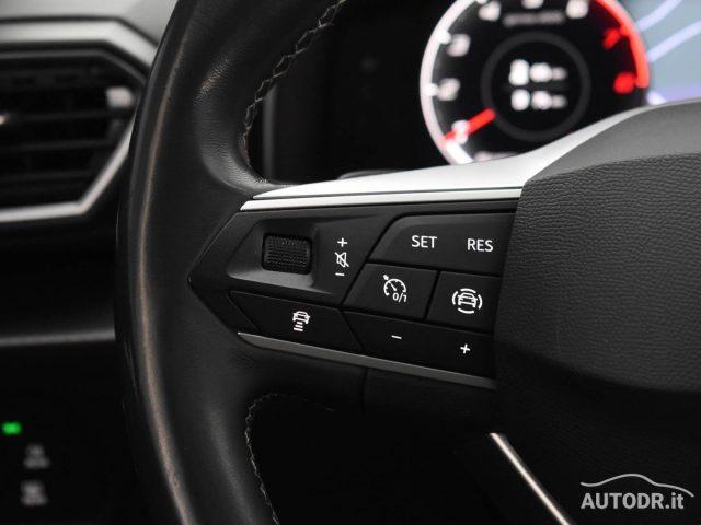 SEAT Leon Sportstourer 1.5 TGI DSG Business FULL LED, Navi