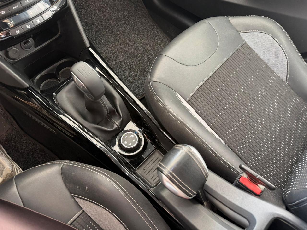 Peugeot 2008 BlueHDi 120 EAT6 S&S Allure