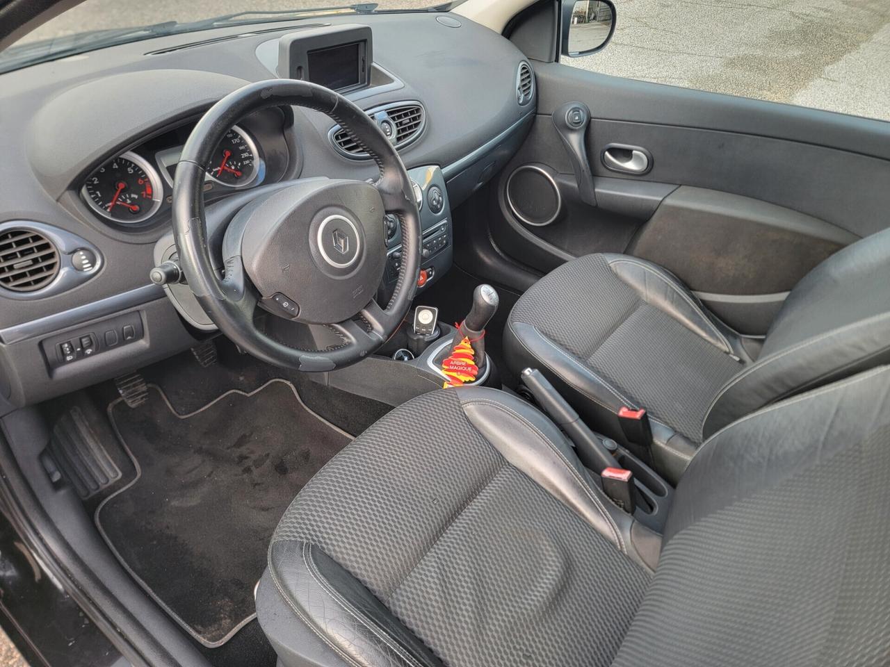 Renault Clio 1.2 16V 3 porte Dynamique