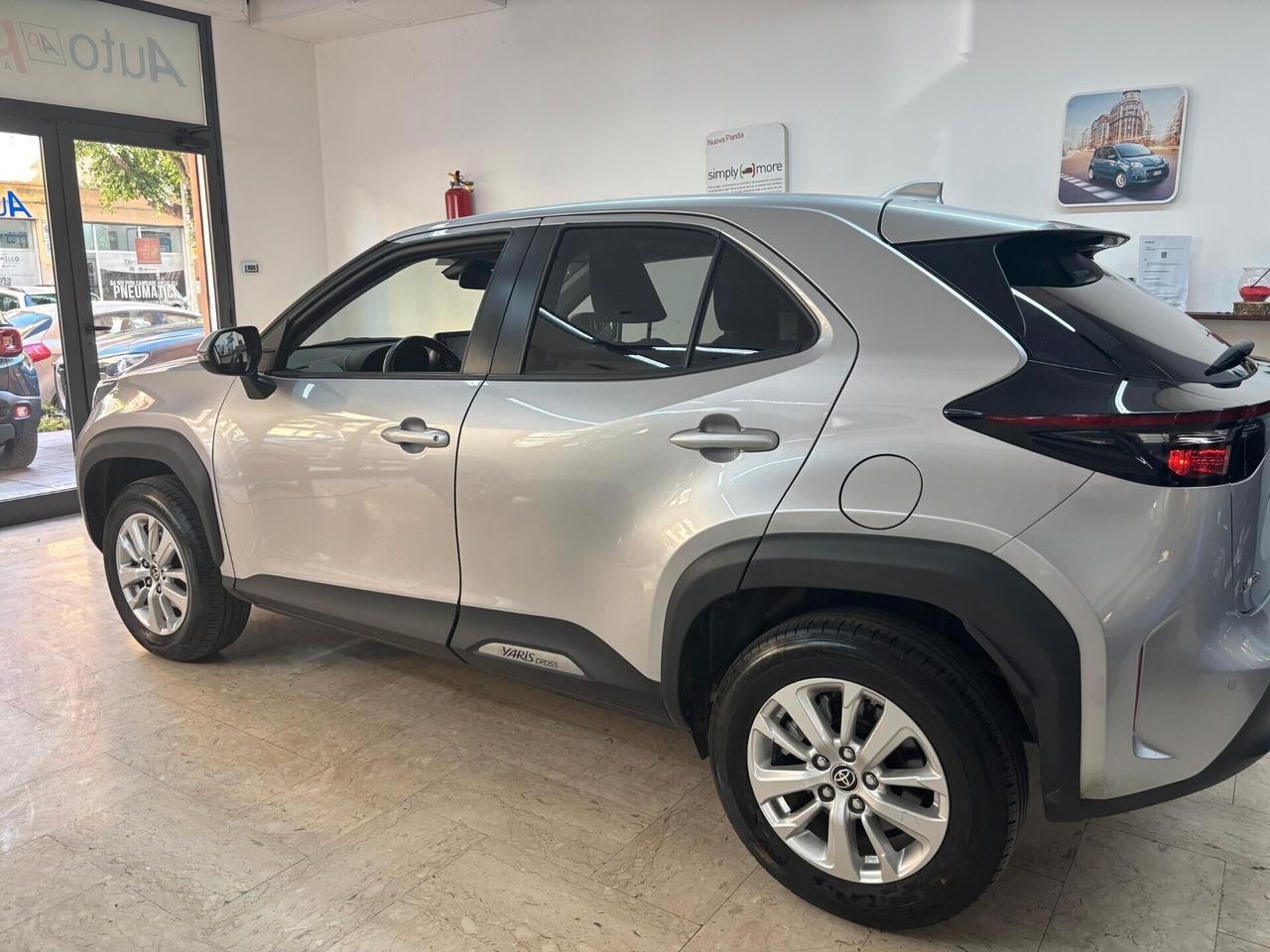 Toyota Yaris Cross Yaris Cross 1.5 Hybrid 5p. E-CVT AWD-i Business