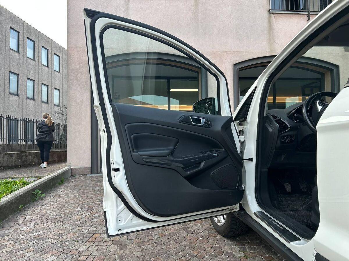 Ford EcoSport 1.5 tdci Business c navi 95cv