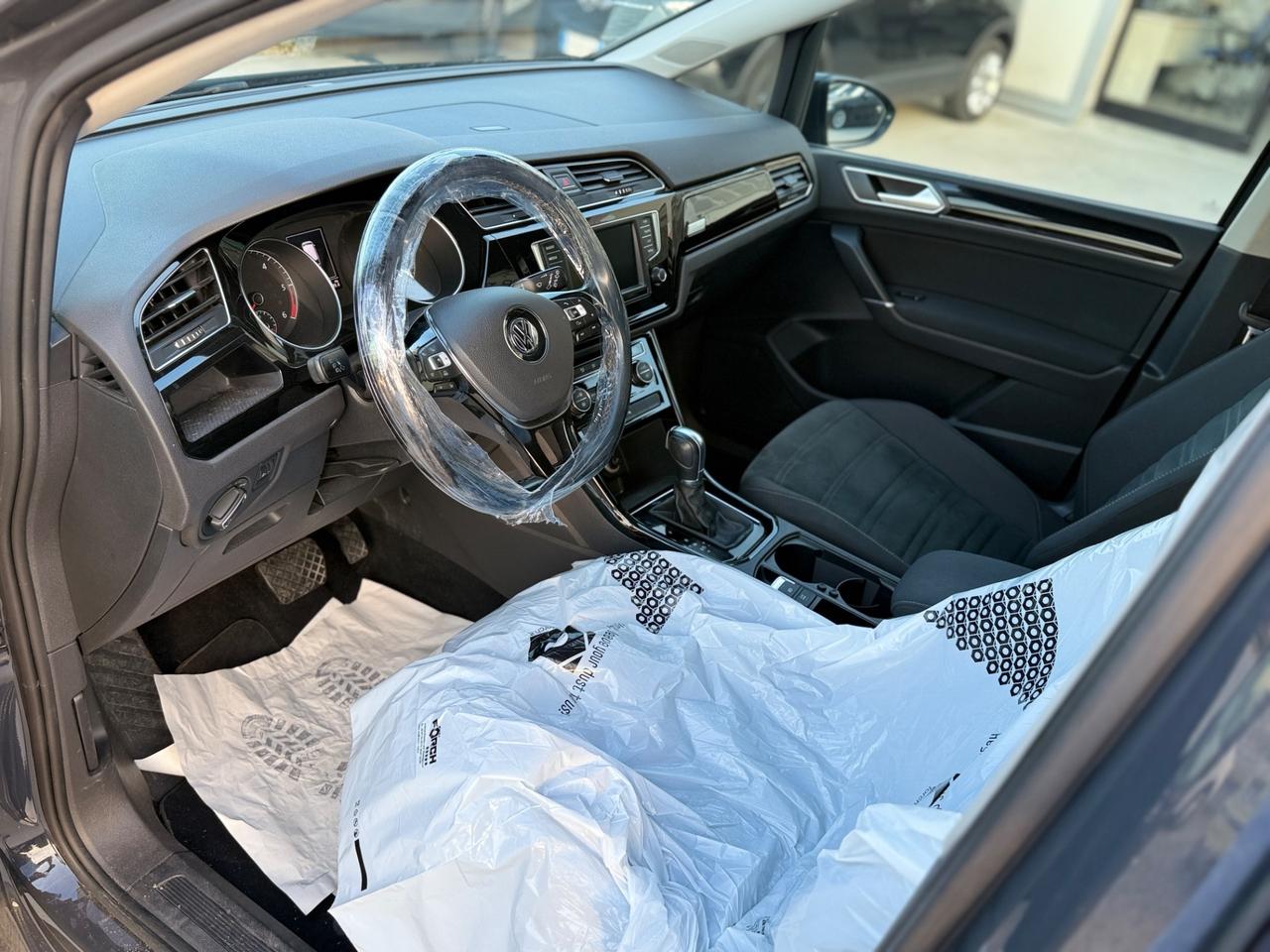Volkswagen Touran 1.6 TDI Executive BlueMotion Technology
