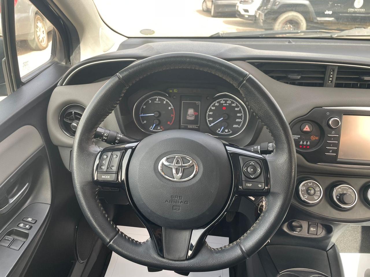 Toyota Yaris 1.0 IN PRONTA CONSEGNA