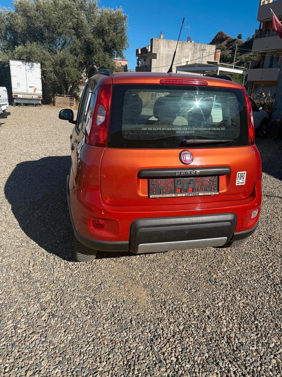 Fiat Panda 1.3 MJT 16V DPF 4x4 Climbing