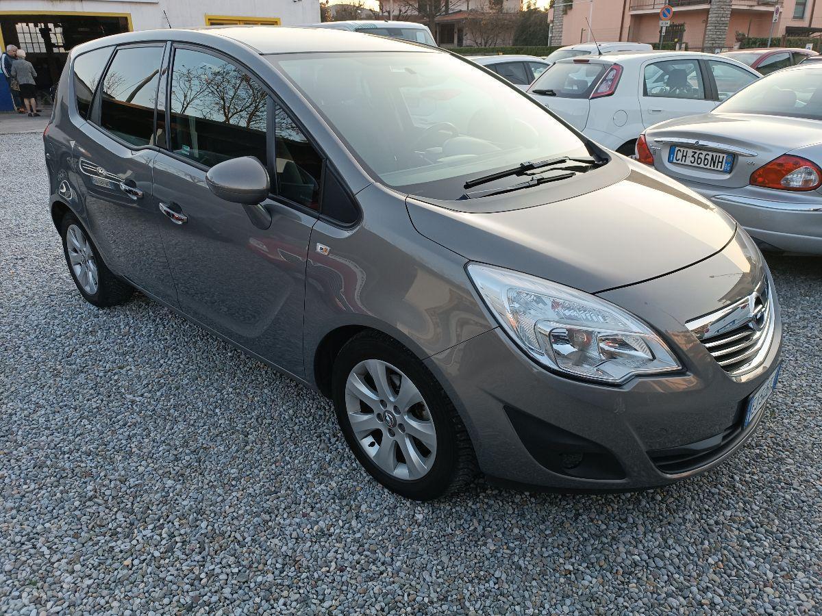 Meriva - 1.3 CDTI 95CV .Cosmo ---neopatentati-----