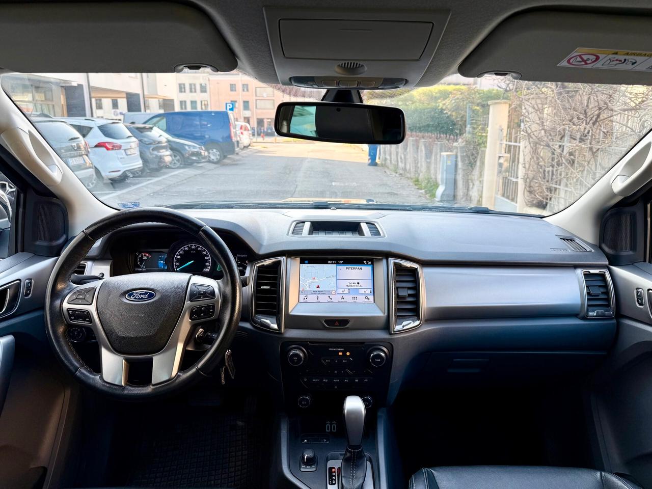 Ford Ranger 3.2 tdci double cab Limited 200cv auto con Cassone