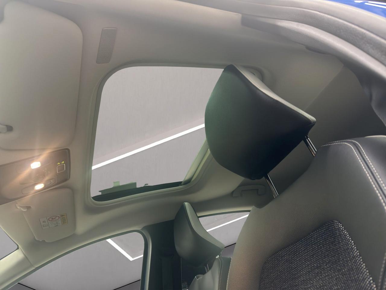 Renault Captur Plug-in Hybrid E-Tech 160 CV Intens