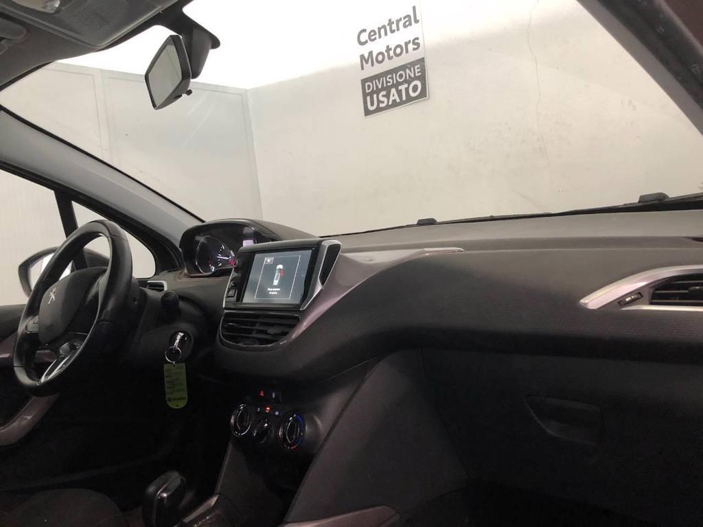 Peugeot 2008 1.6 e-HDi Allure
