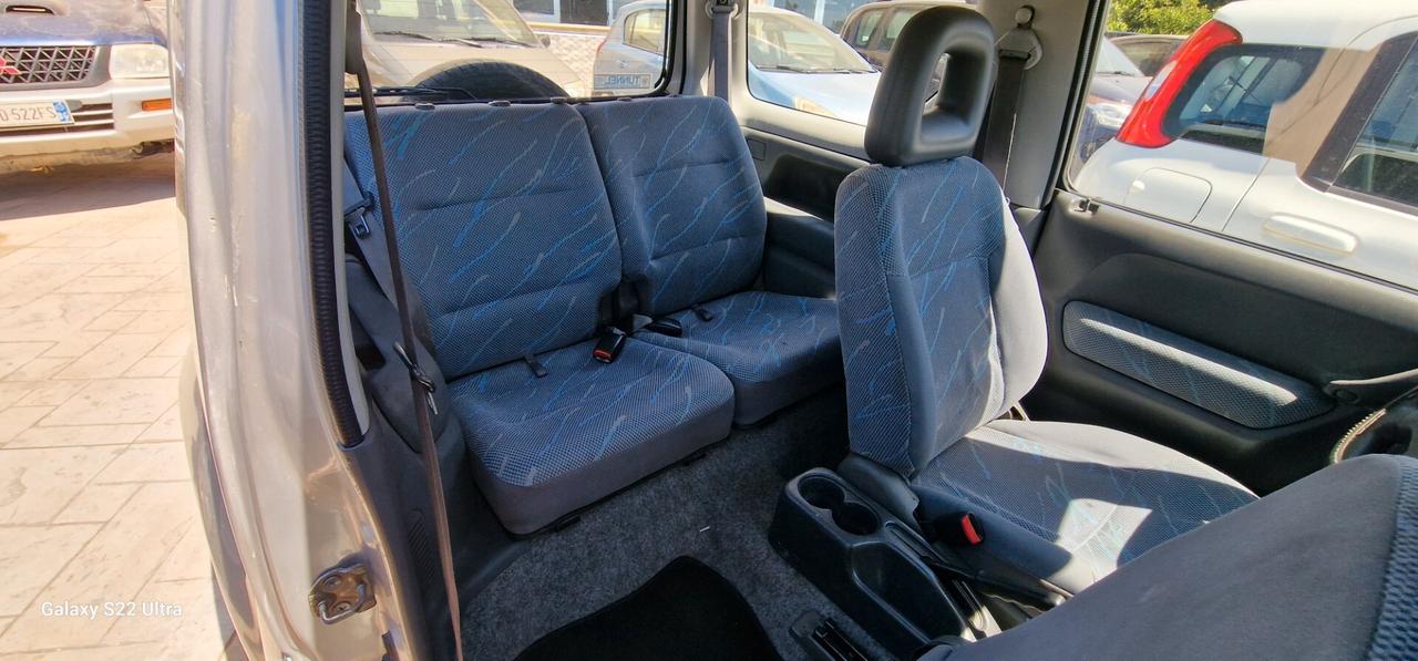 Suzuki Jimny 1.3i 16V cat 4WD JLX