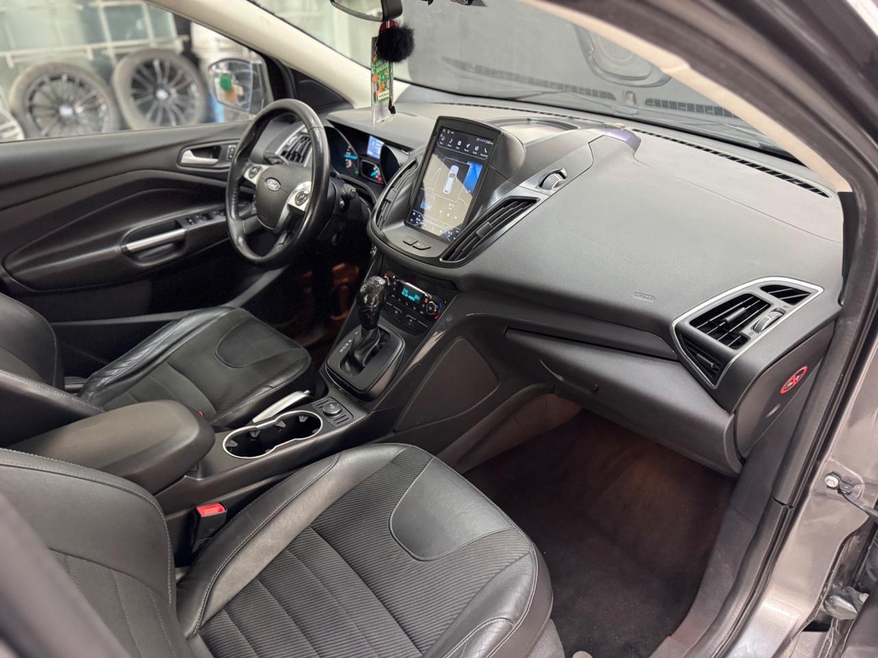 Ford Kuga 2.0 TDCI 180 CV S&S 4WD Powershift Titanium X