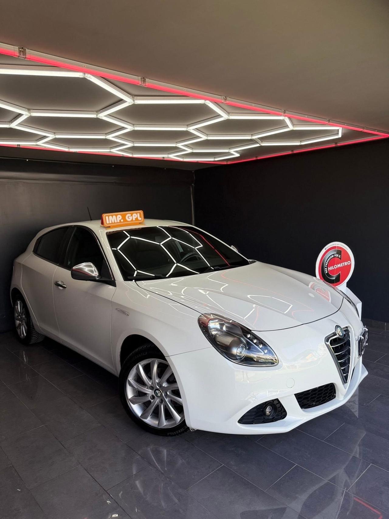 Alfa Romeo Giulietta 1.4 T-jet 120cv GPL Distinctive 2012