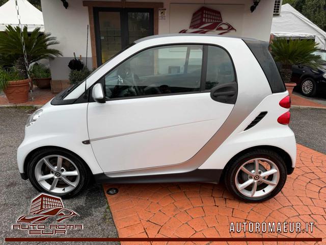 SMART ForTwo 1000 52 kW MHD coupé TAGLIANDATA! GOMMATA!