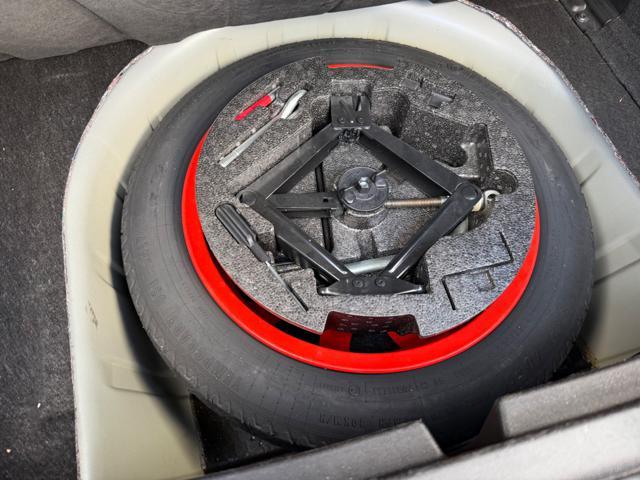 LANCIA Delta 1.8 Di TURBO-JET SPORTRONIC EXECUTIVE INTROVABILE