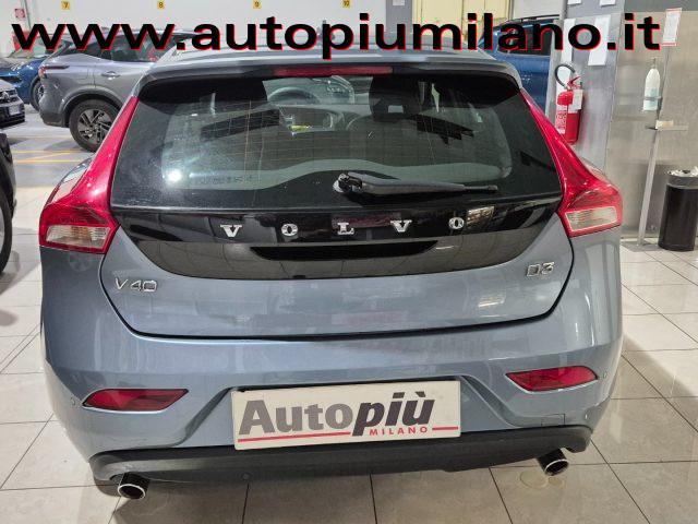 VOLVO V40 D3 Momentum