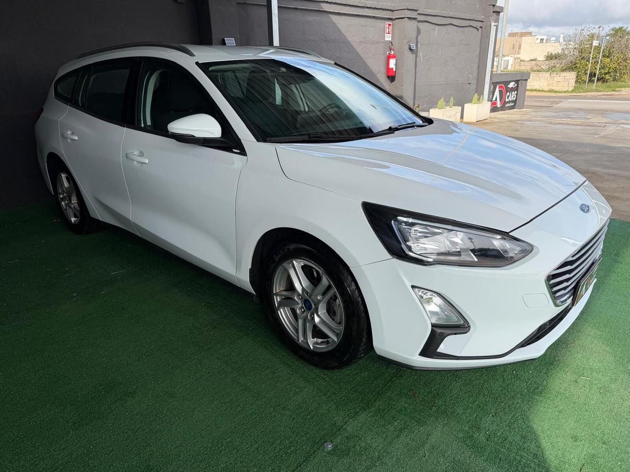 Ford Focus 1.5 120 cv N1 autocarro