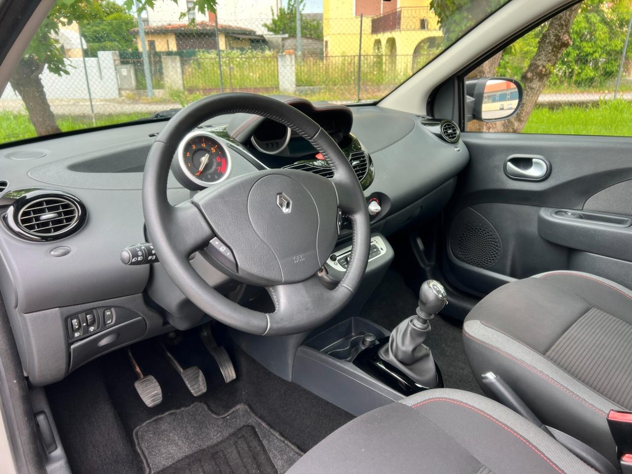 Renault Twingo 1.2 16V Live
