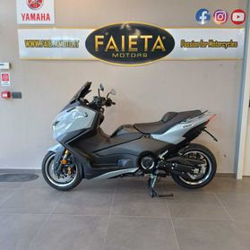 Yamaha T-Max 560 Tech Max - 2025