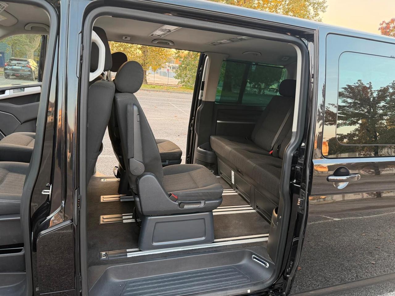 Volkswagen Multivan 2.0 TDI 150CV DSG HIGHLINE