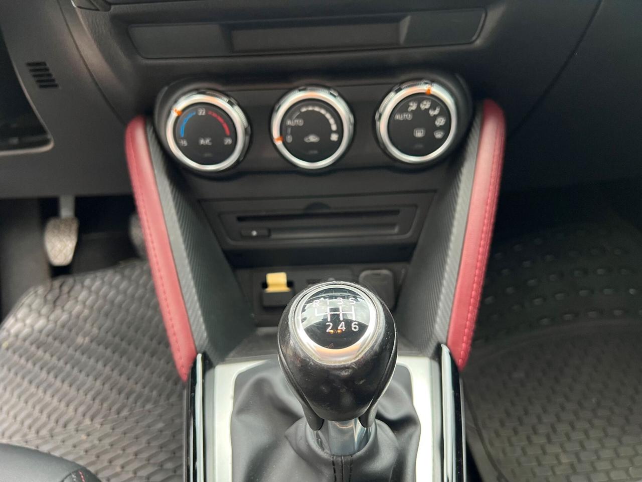 Mazda CX-3 1.5 105 cv Luxury Edition