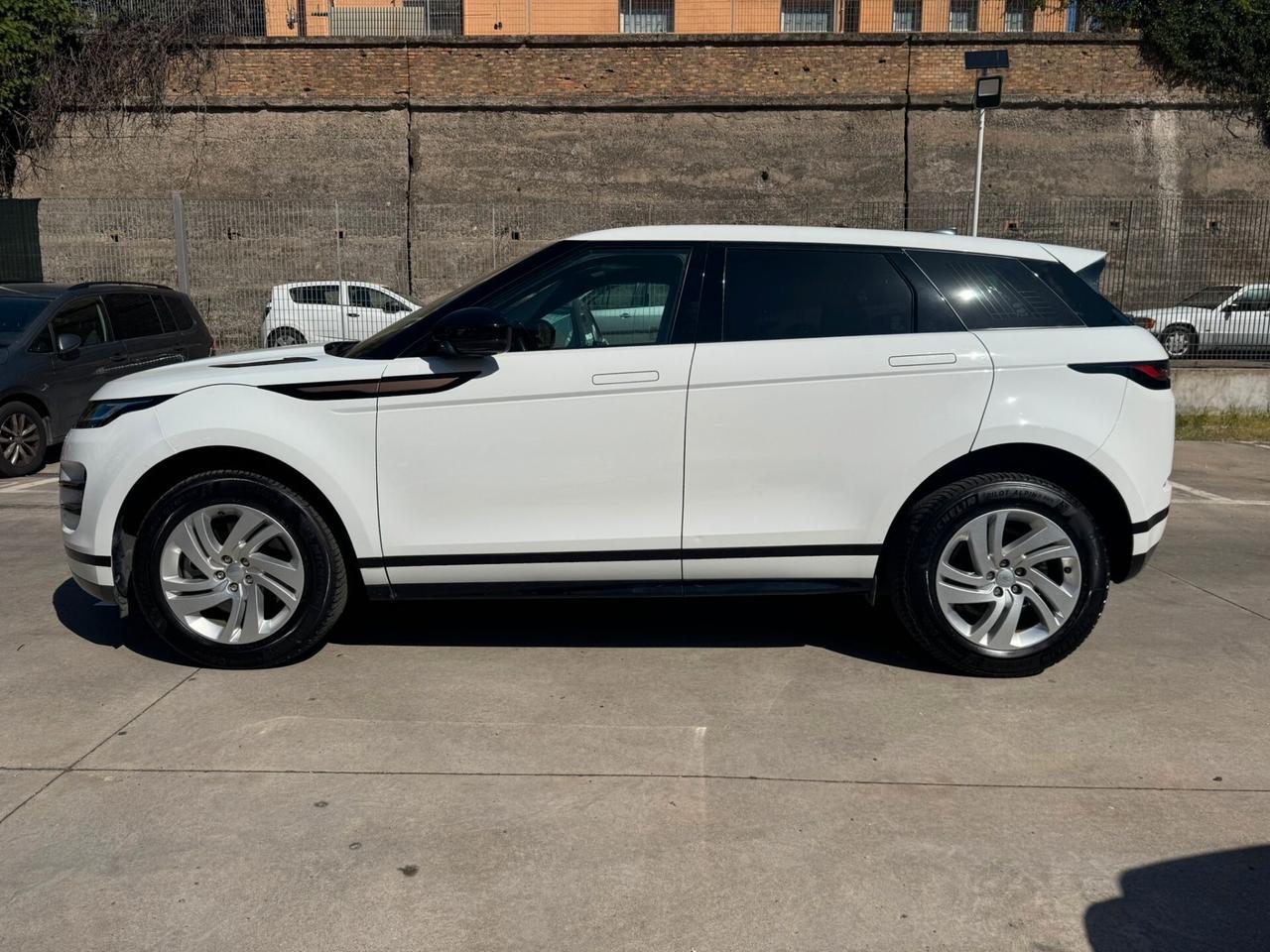 RANGE ROVER EVOQUE R-DYNAMIC HSE *PREZZO REALE*