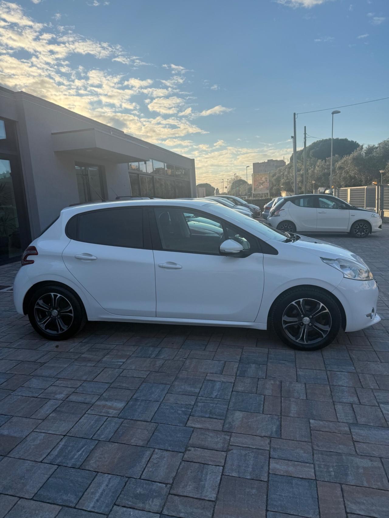 Peugeot 208 ok neopatentati